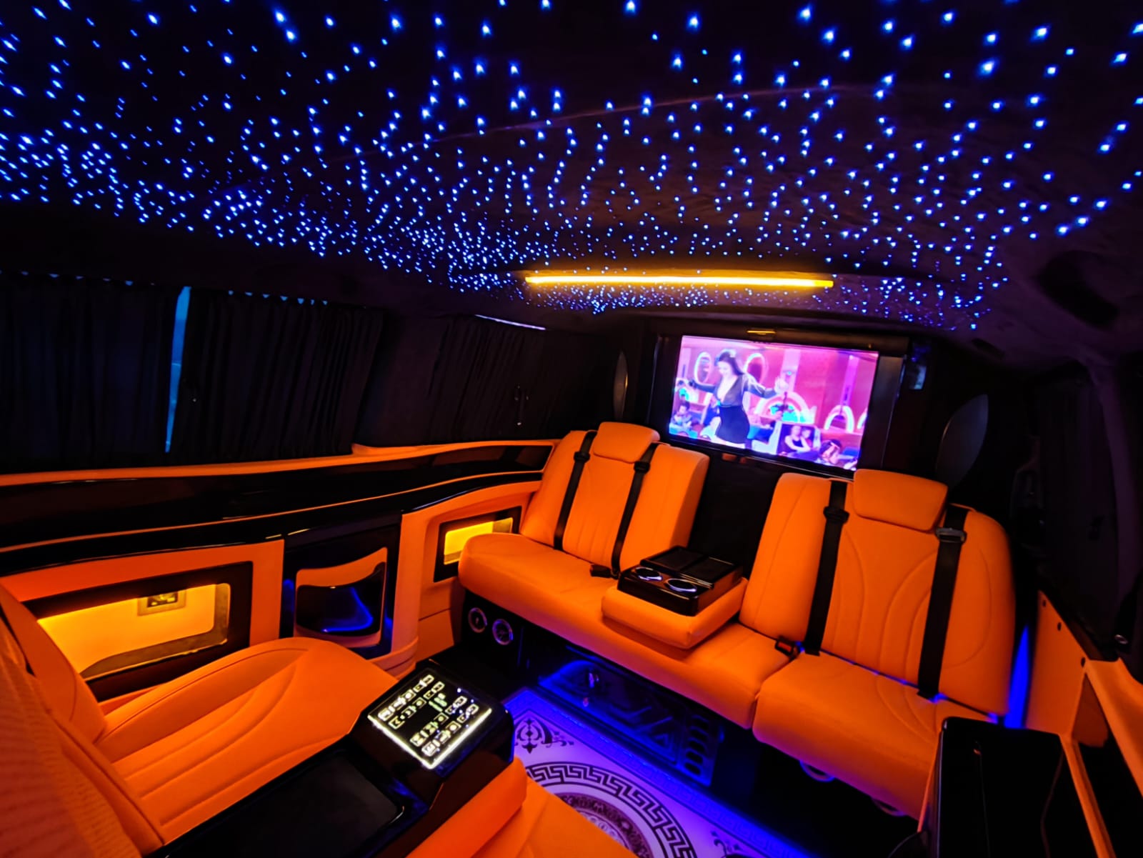 Mercedes Vito Ultra VIP 2 VIP Transfer Vehicle