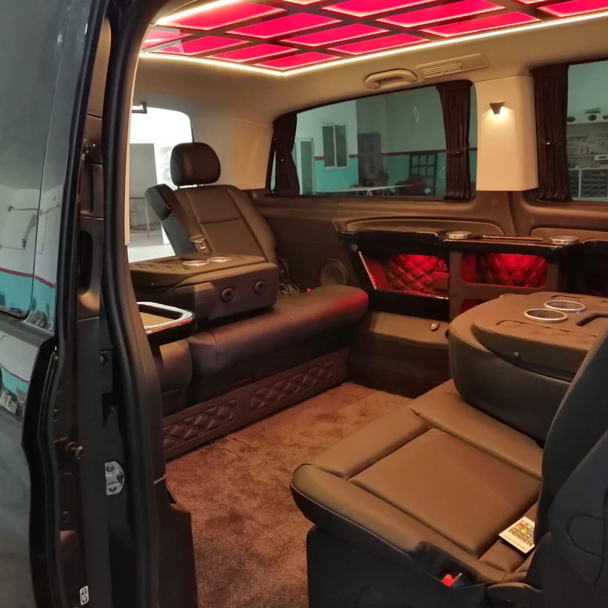 Mercedes Vito VIP 1 VIP Transfer Vehicle